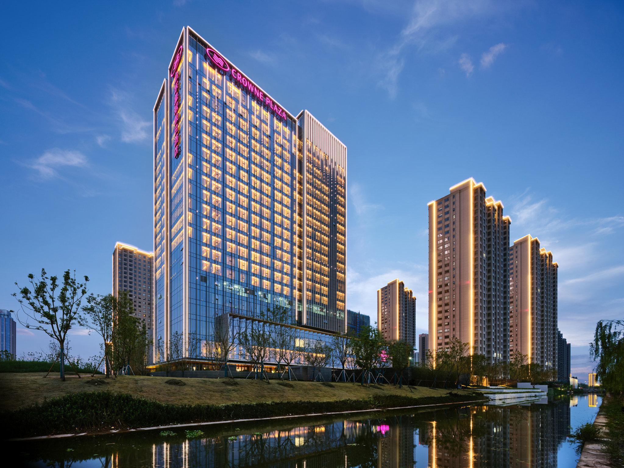 Crowne Plaza Qidong By Ihg Hotel Exterior photo